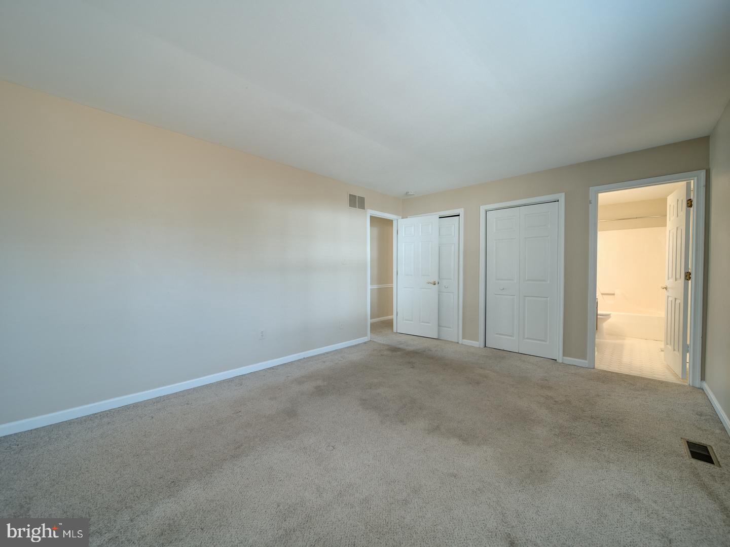 MOUNT AUGUSTINE - Residential