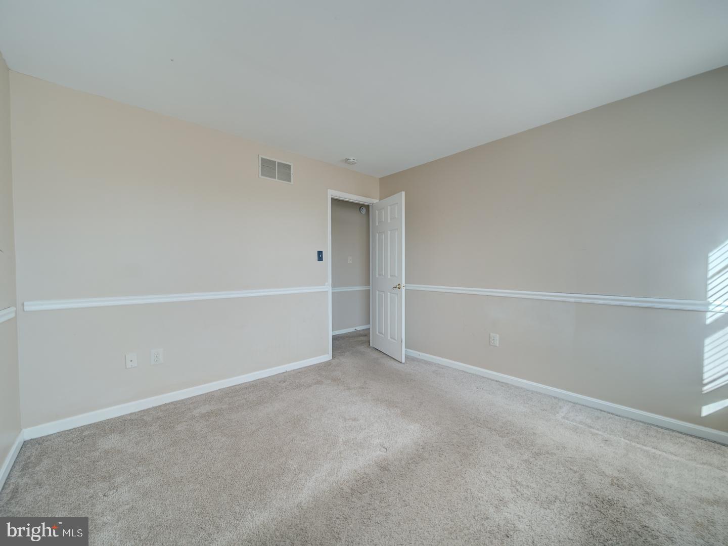 MOUNT AUGUSTINE - Residential