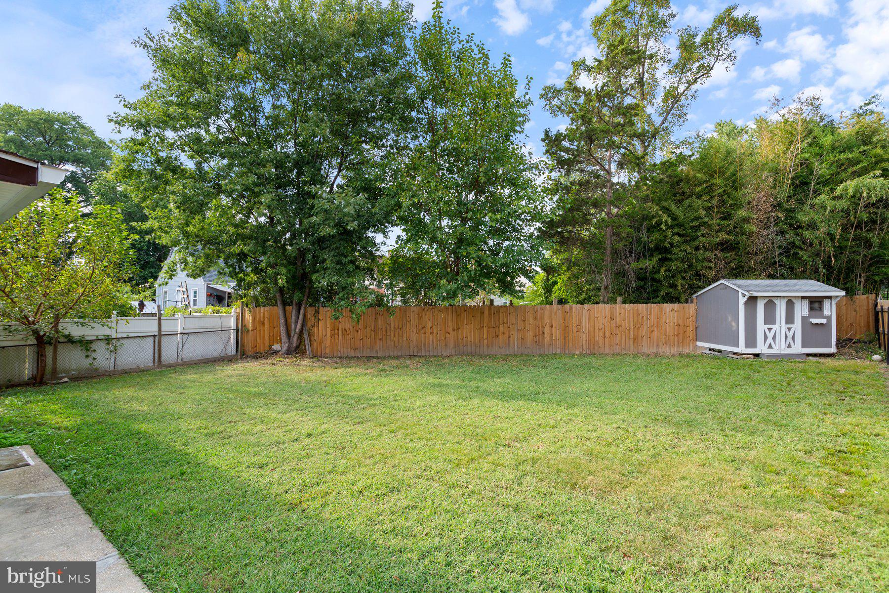 HYATTSVILLE - Residential