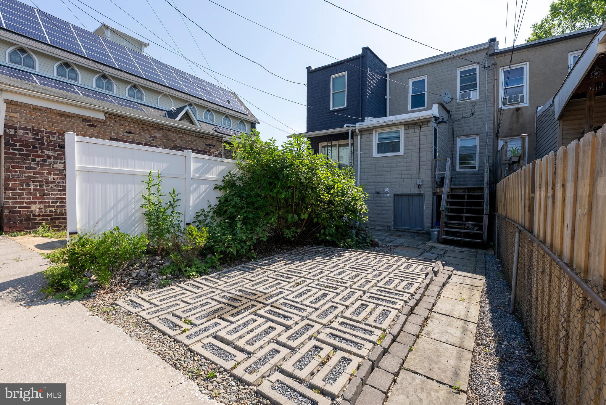 HAMPDEN HISTORIC DISTRICT - Residential