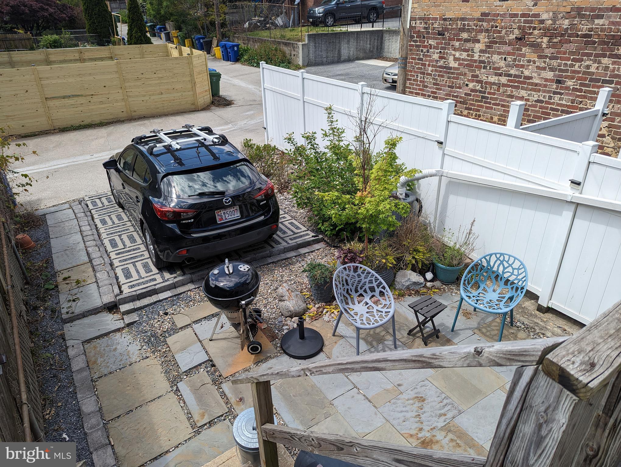 HAMPDEN HISTORIC DISTRICT - Residential