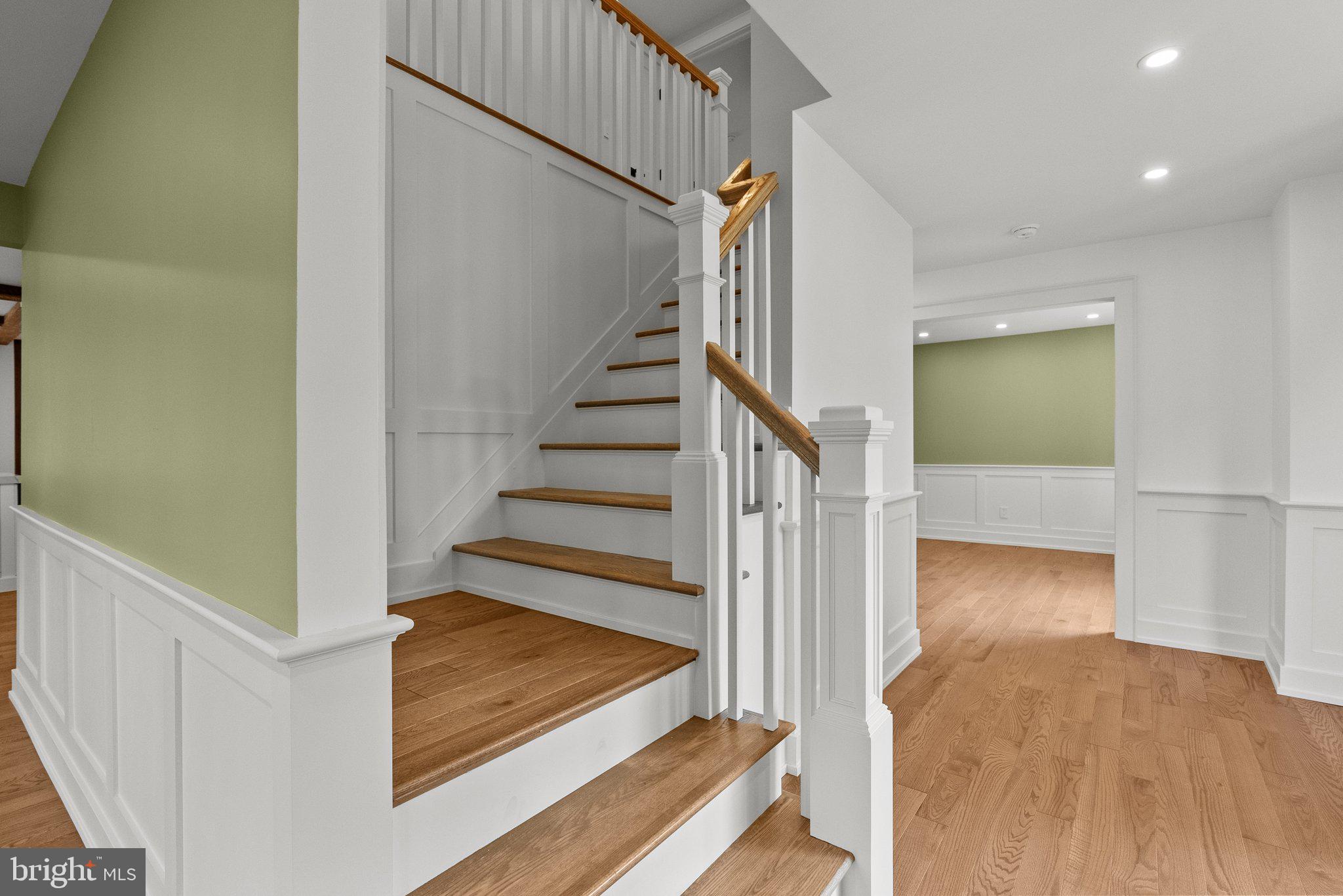 WASHINGTON CROSSING - Residential