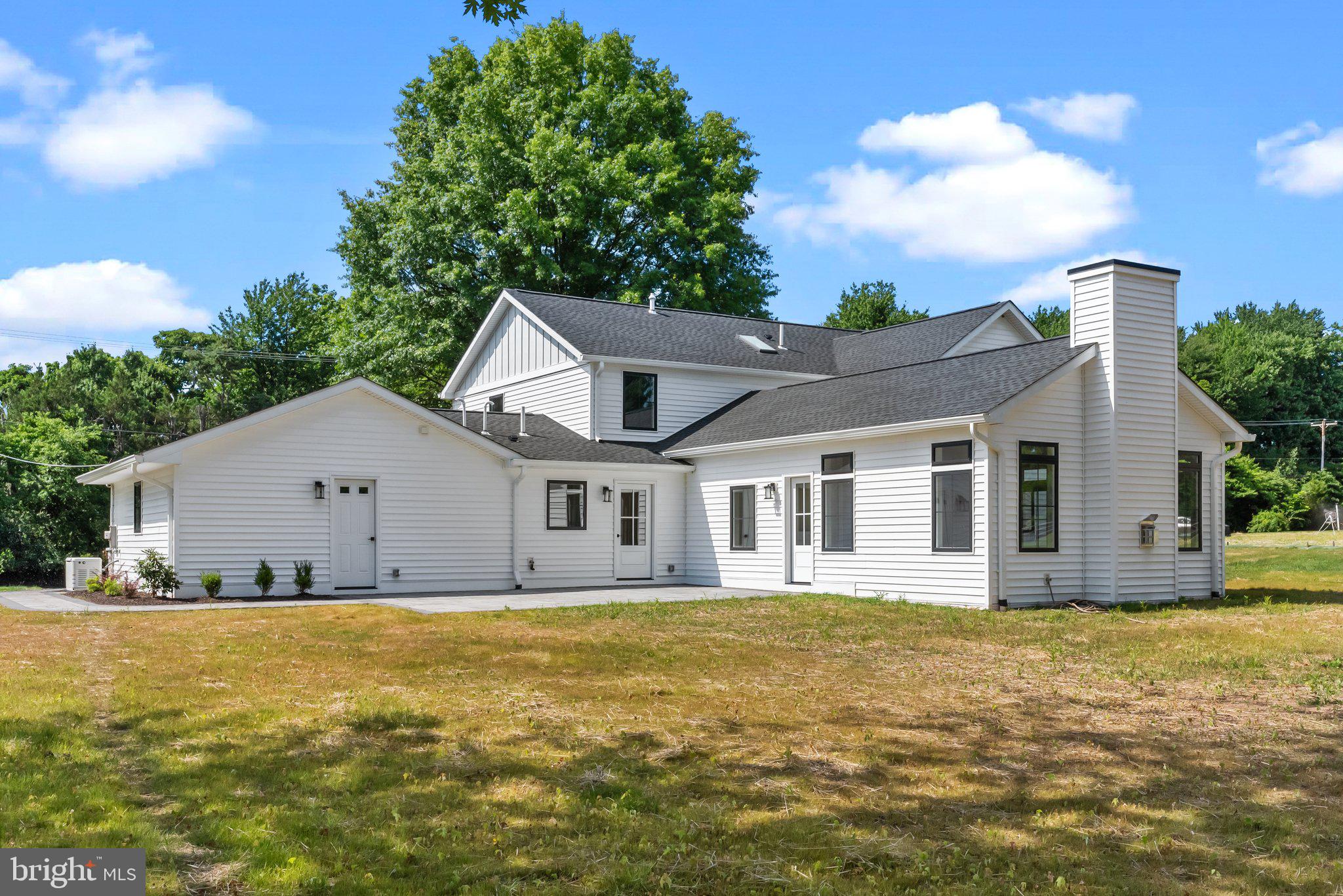 WASHINGTON CROSSING - Residential