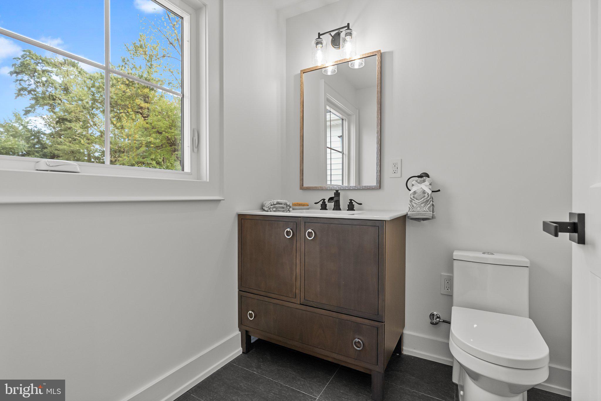 WASHINGTON CROSSING - Residential