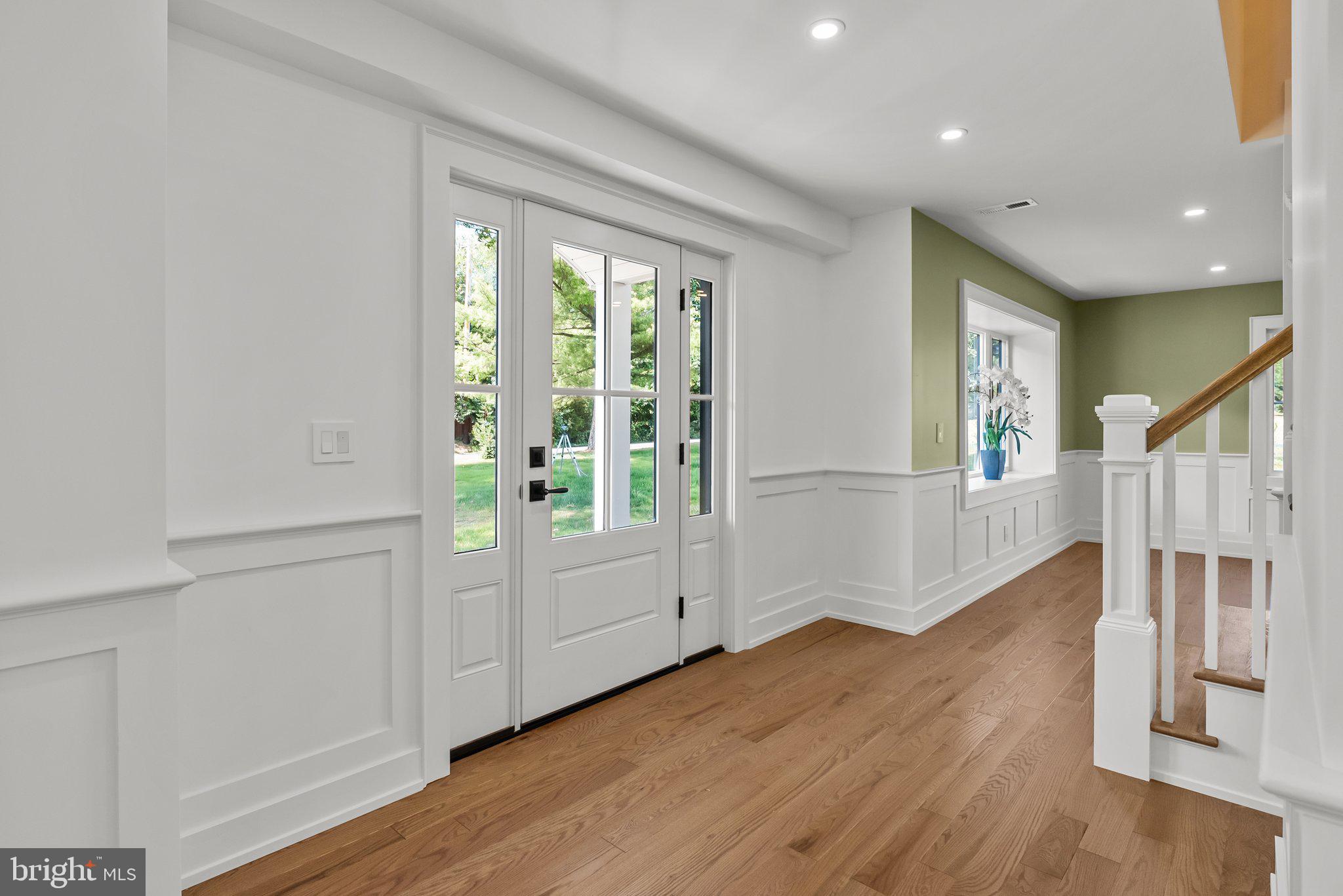 WASHINGTON CROSSING - Residential