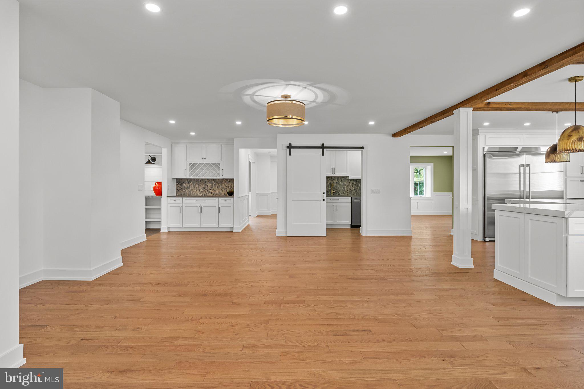 WASHINGTON CROSSING - Residential