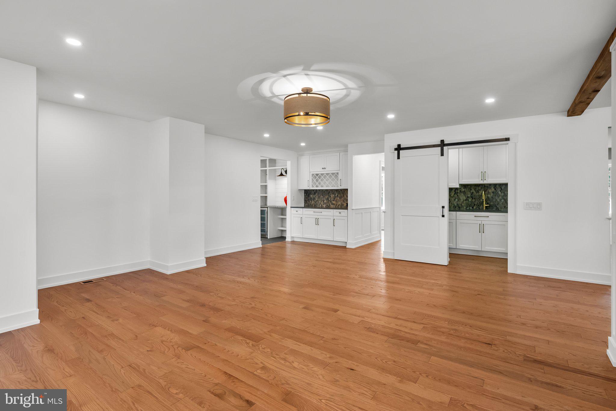 WASHINGTON CROSSING - Residential