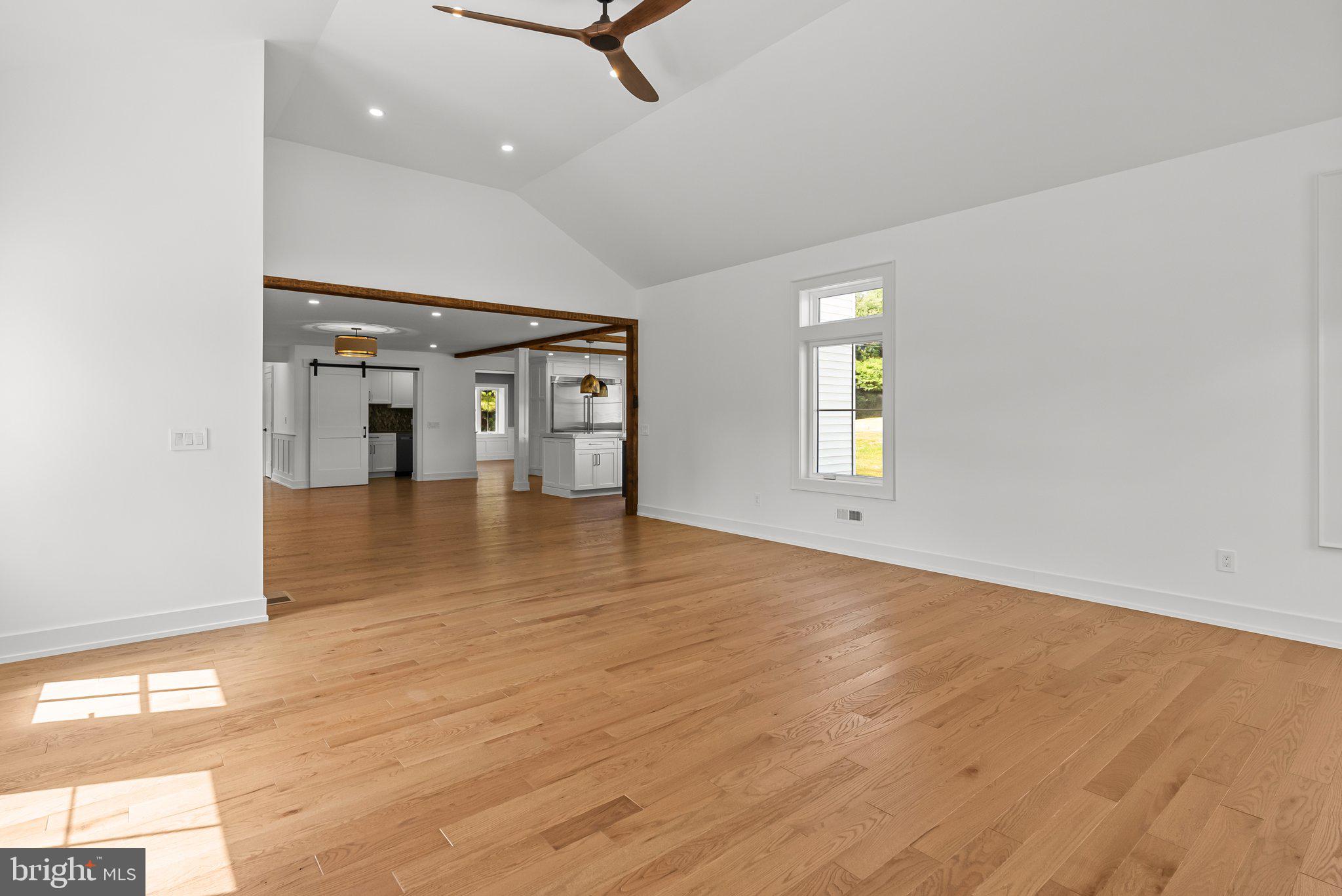 WASHINGTON CROSSING - Residential