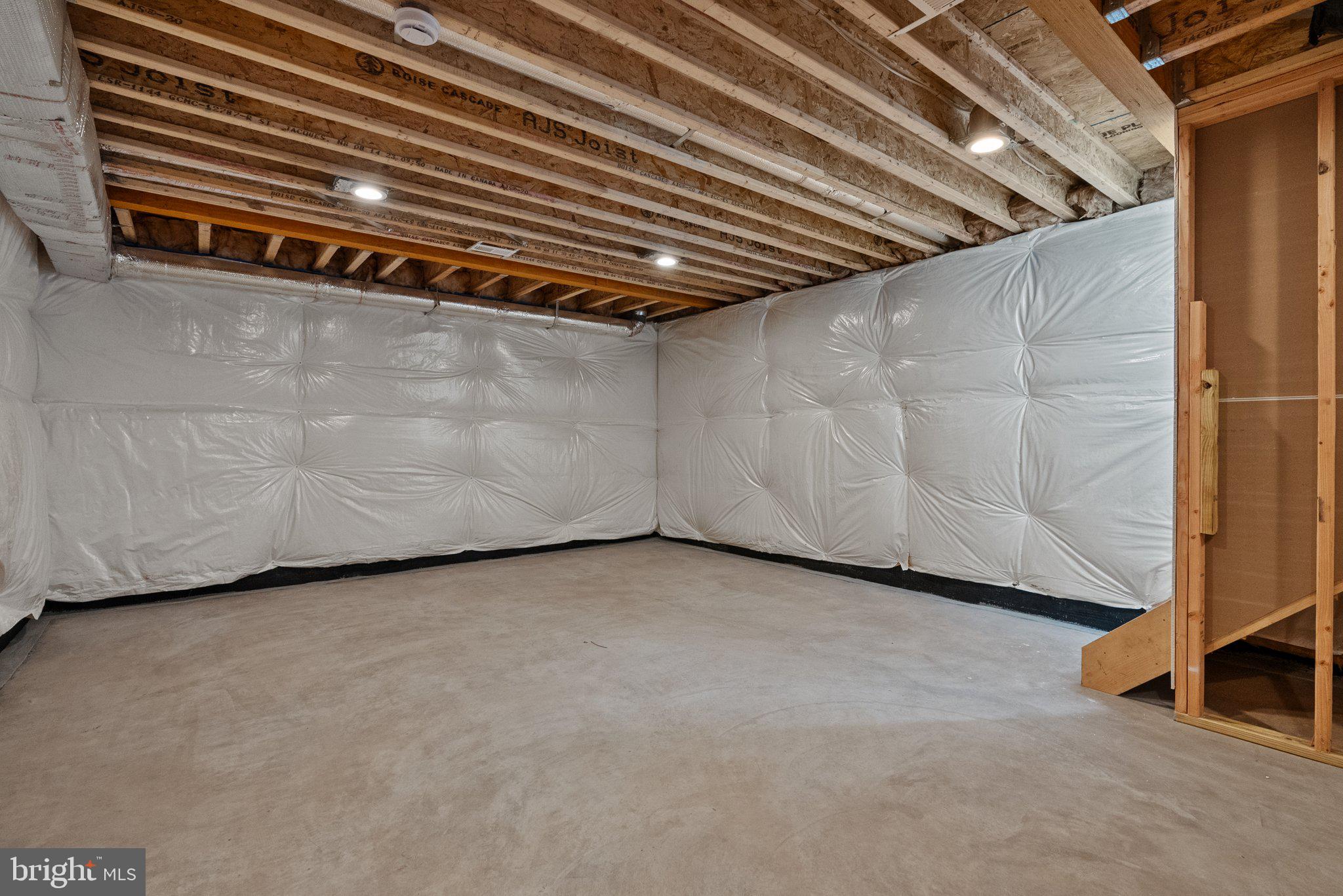 WASHINGTON CROSSING - Residential