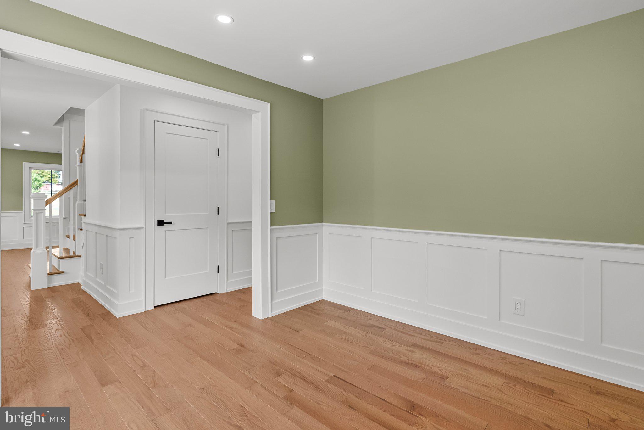 WASHINGTON CROSSING - Residential