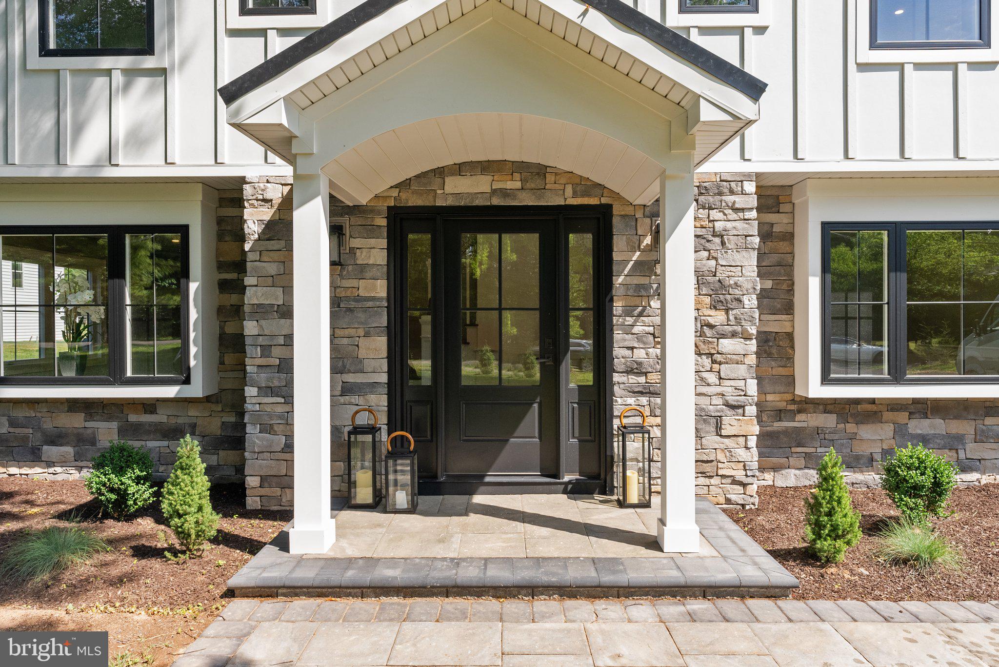 WASHINGTON CROSSING - Residential