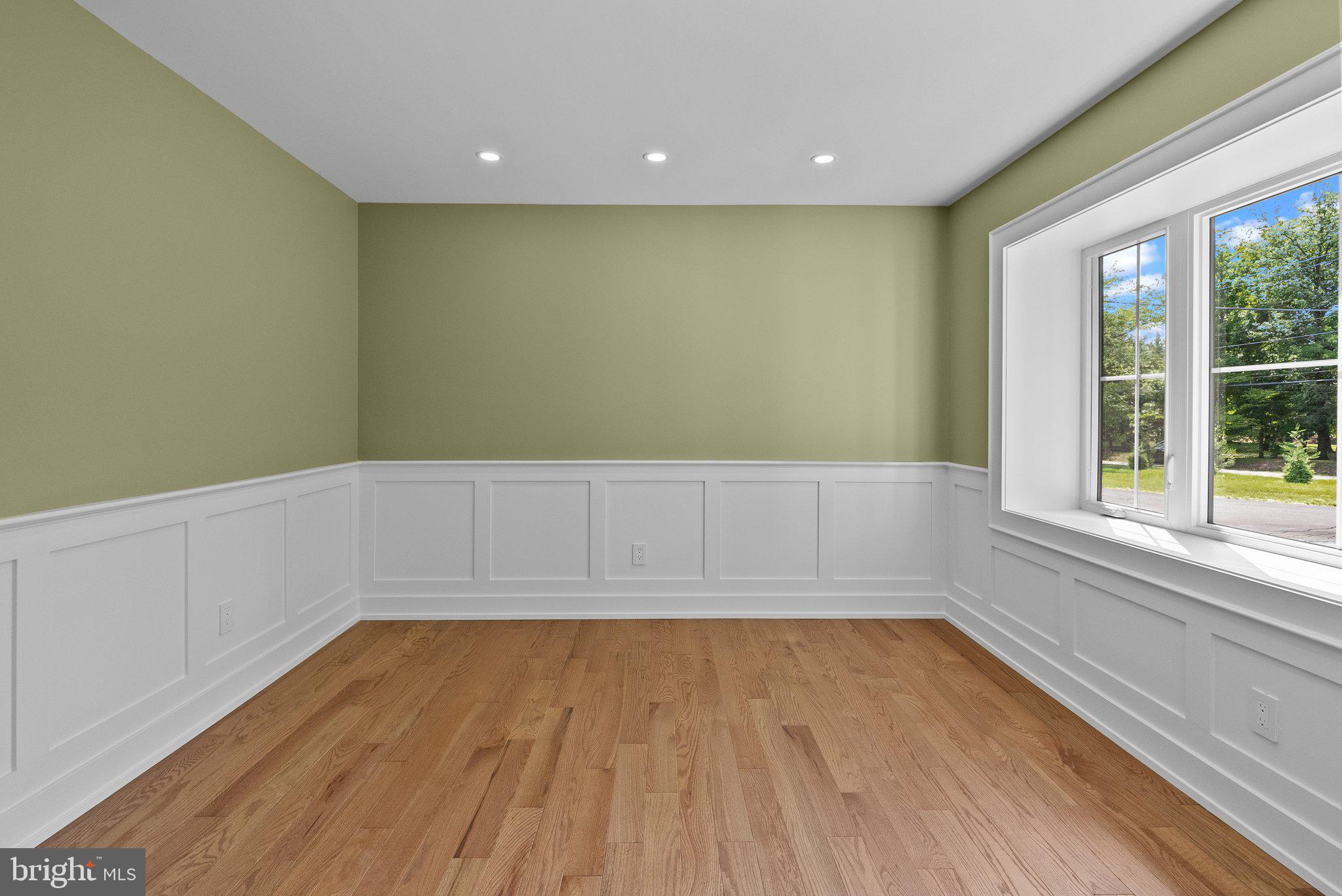 WASHINGTON CROSSING - Residential