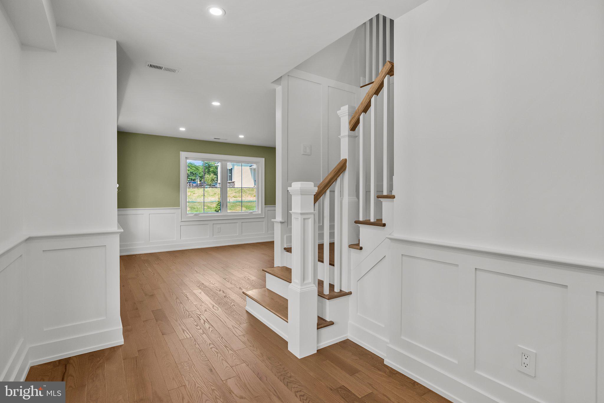 WASHINGTON CROSSING - Residential