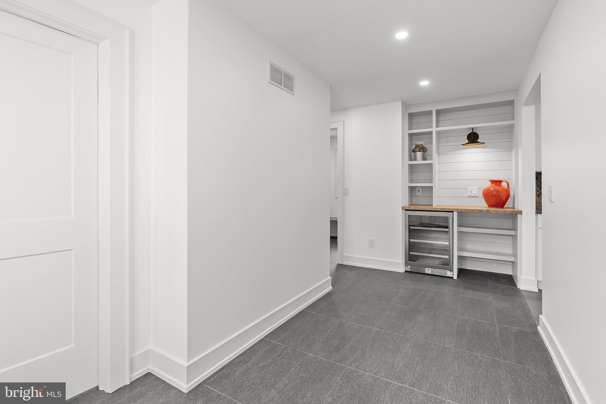 WASHINGTON CROSSING - Residential