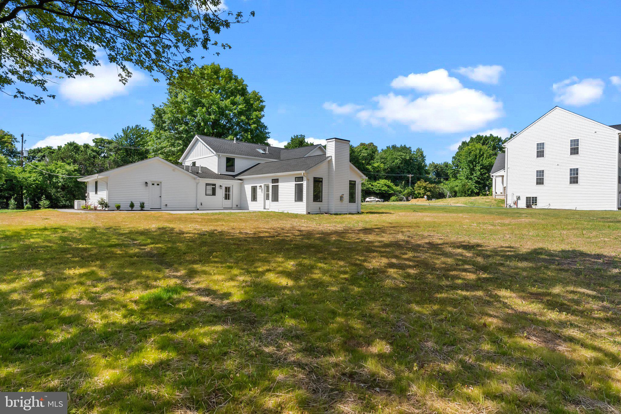 WASHINGTON CROSSING - Residential