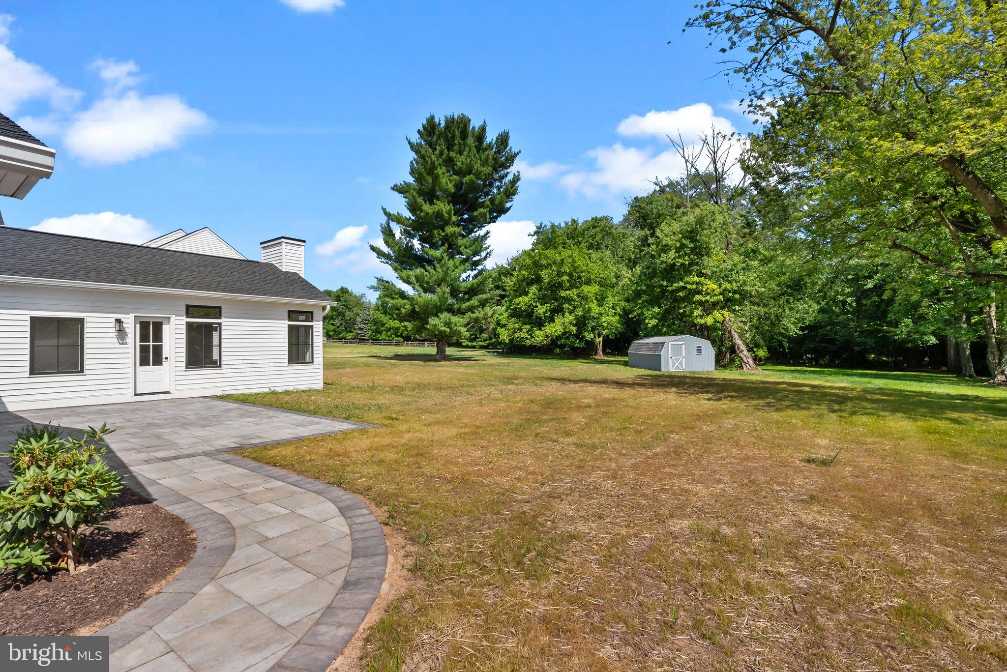 WASHINGTON CROSSING - Residential