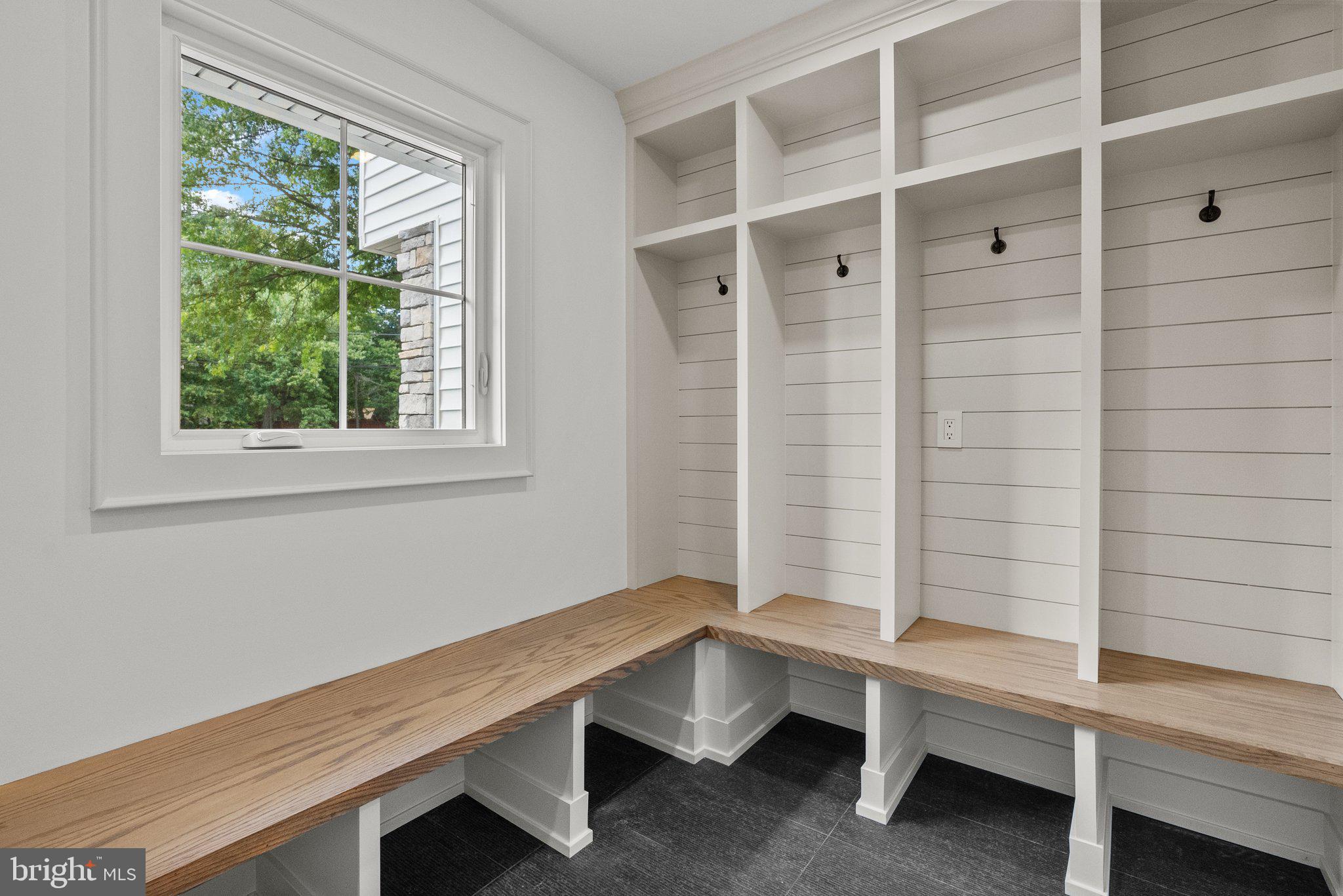 WASHINGTON CROSSING - Residential