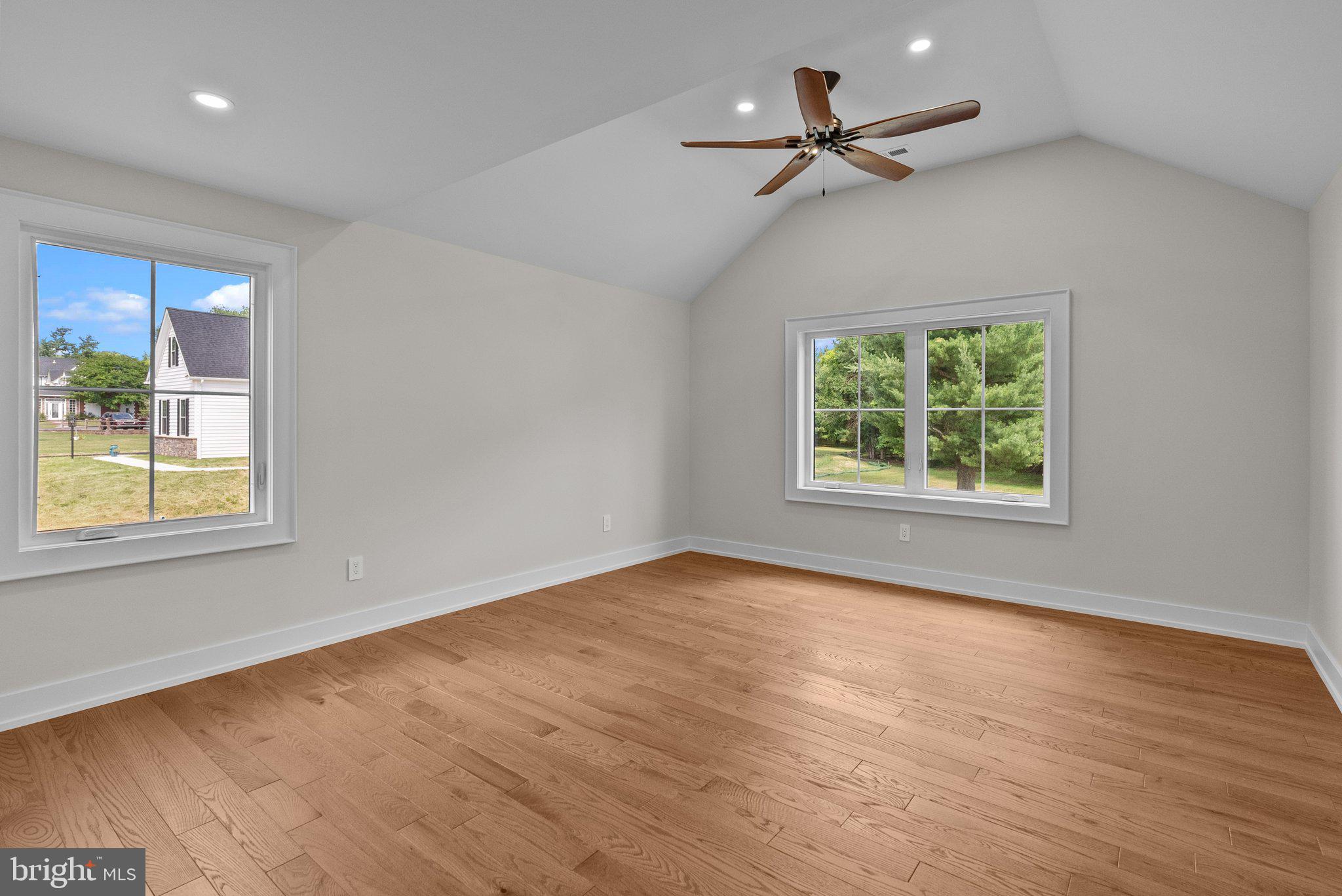 WASHINGTON CROSSING - Residential