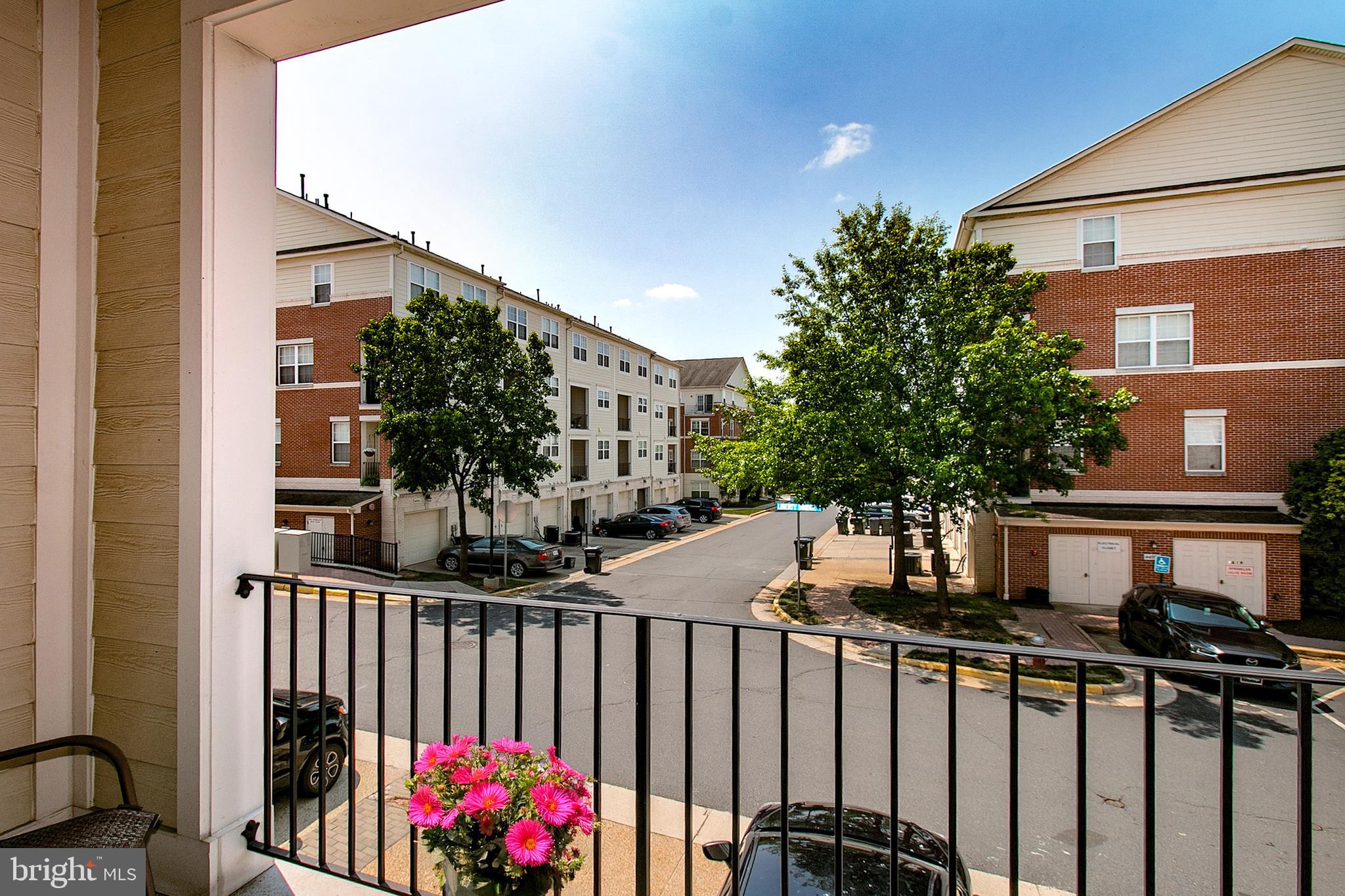 EAST MARKET AT FAIR LAKE - Residential