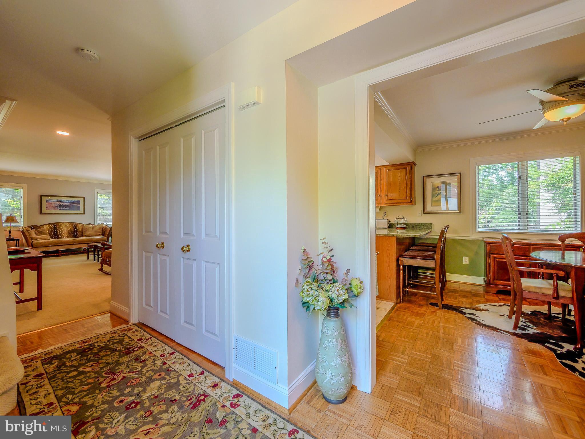 11 EAGLEVIEW DRIVE 11
