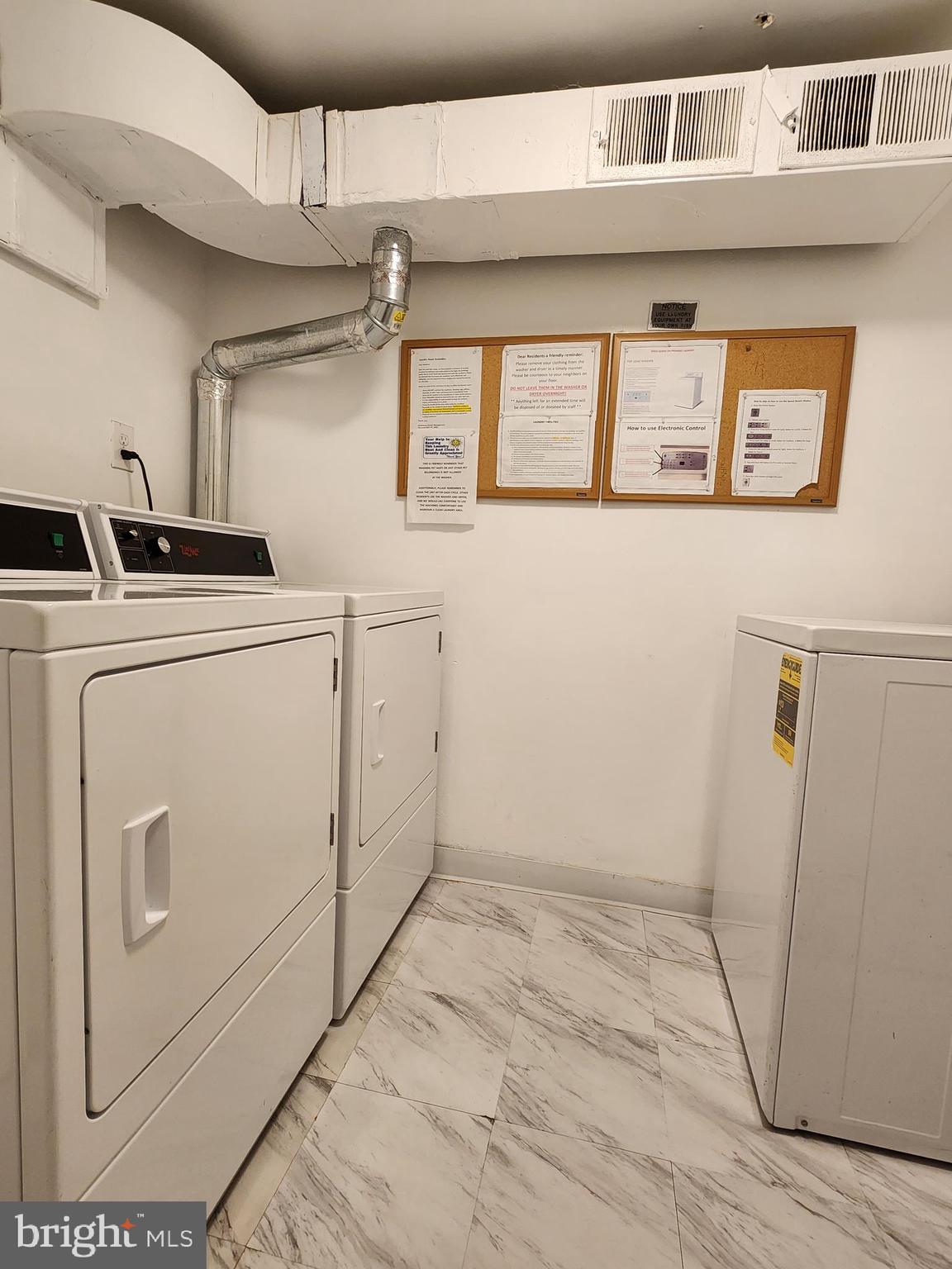 AMERICANA CENTRE - Residential