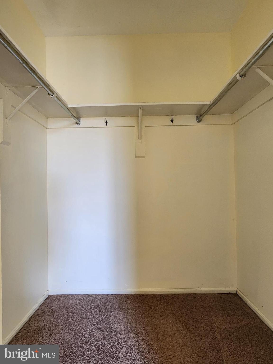 AMERICANA CENTRE - Residential