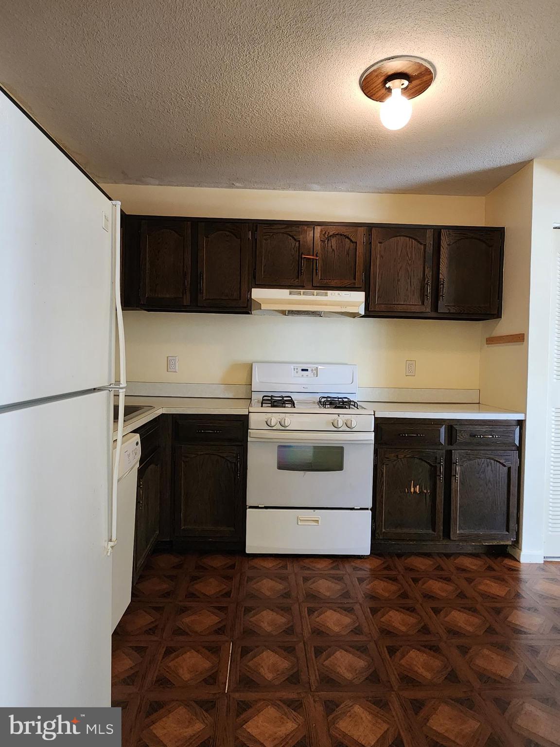 AMERICANA CENTRE - Residential