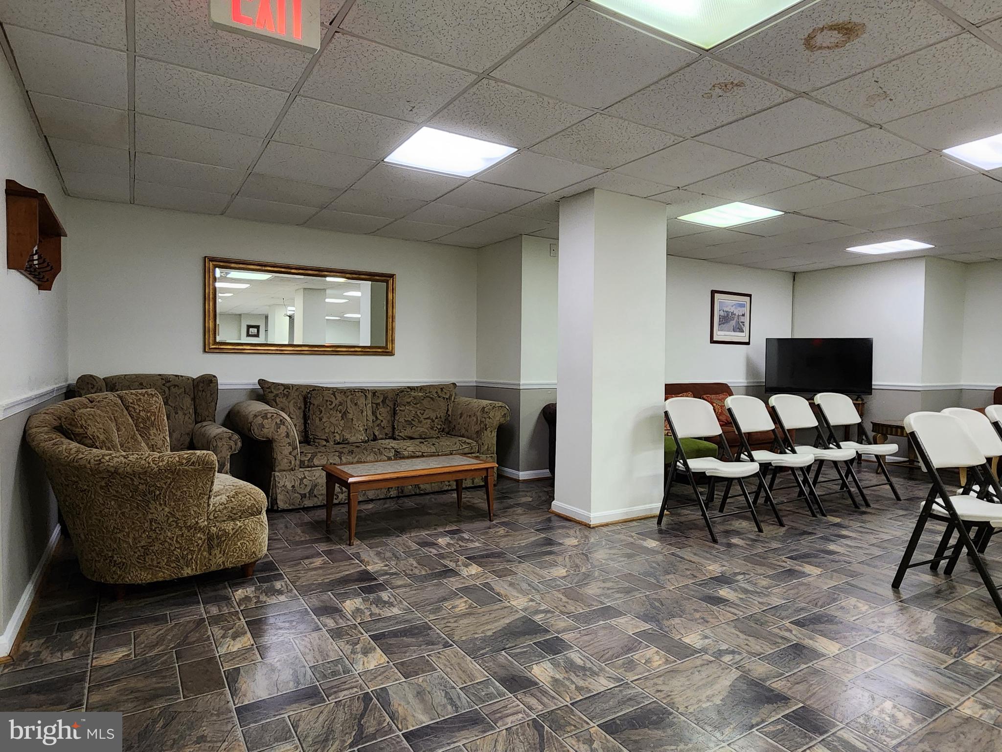 AMERICANA CENTRE - Residential