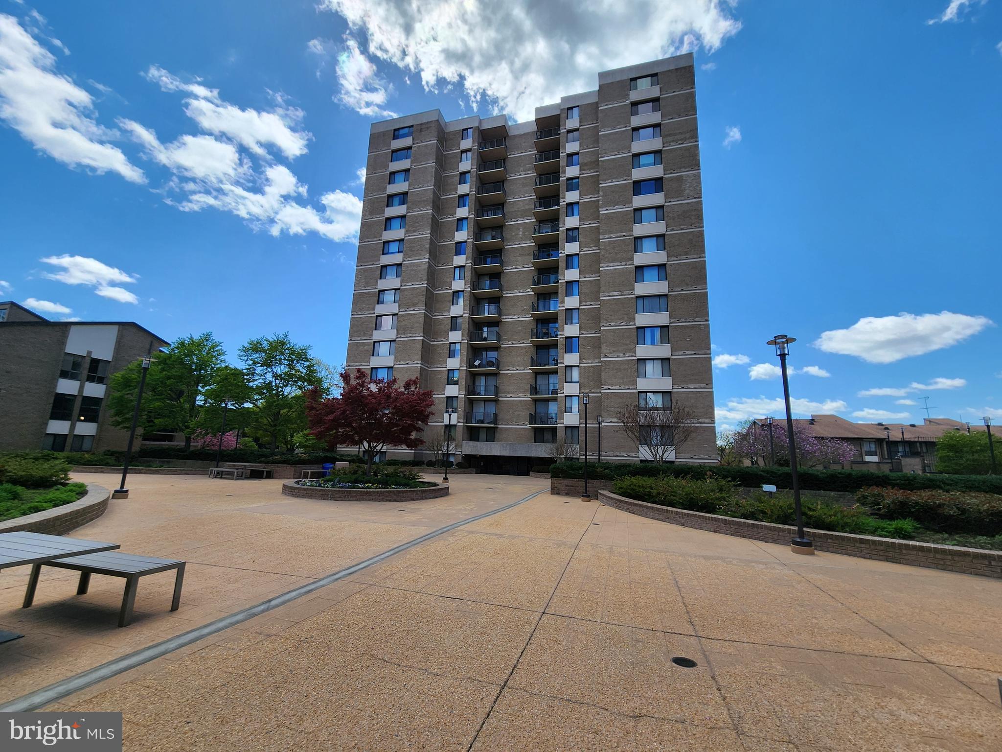 118 MONROE STREET 309