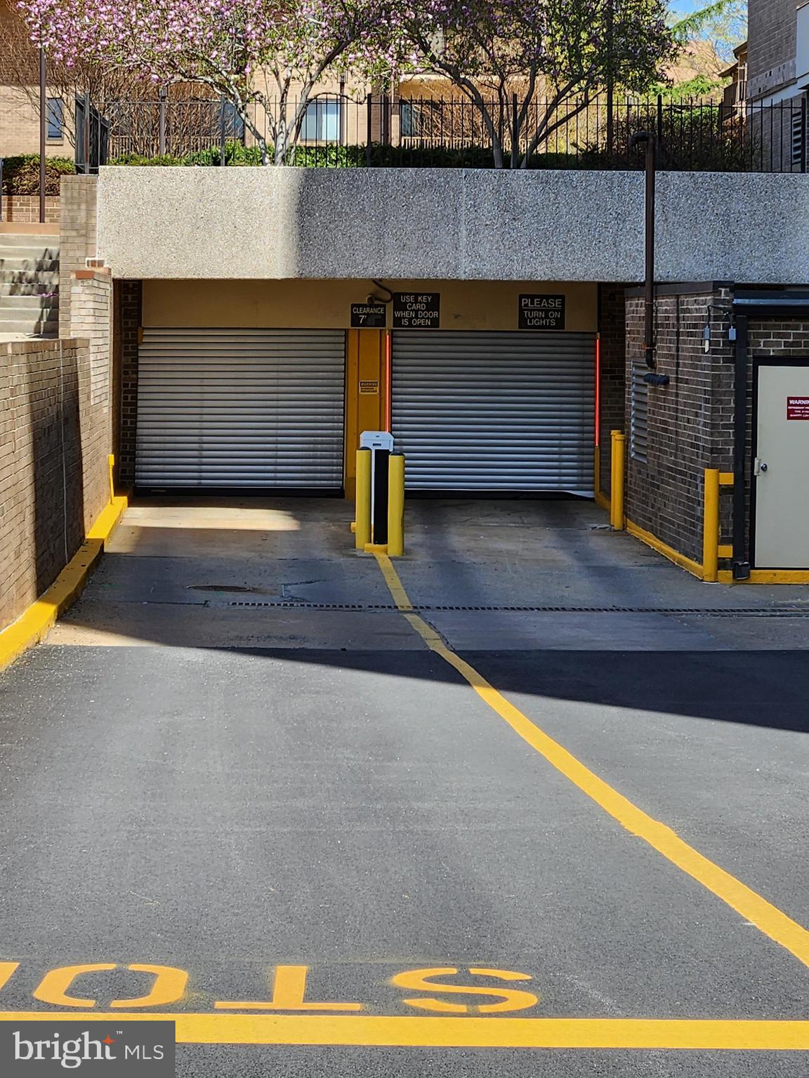 AMERICANA CENTRE - Residential