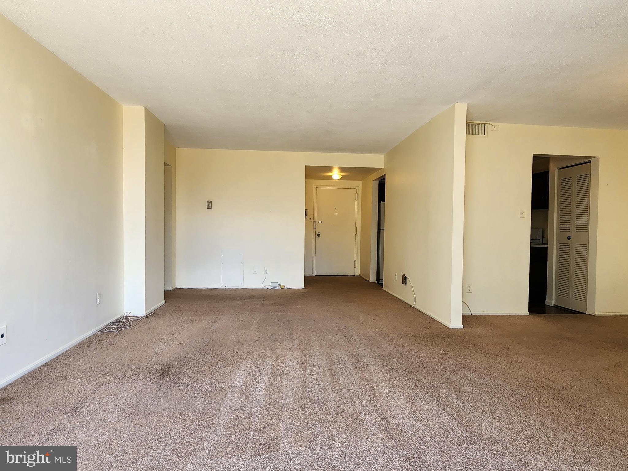 AMERICANA CENTRE - Residential