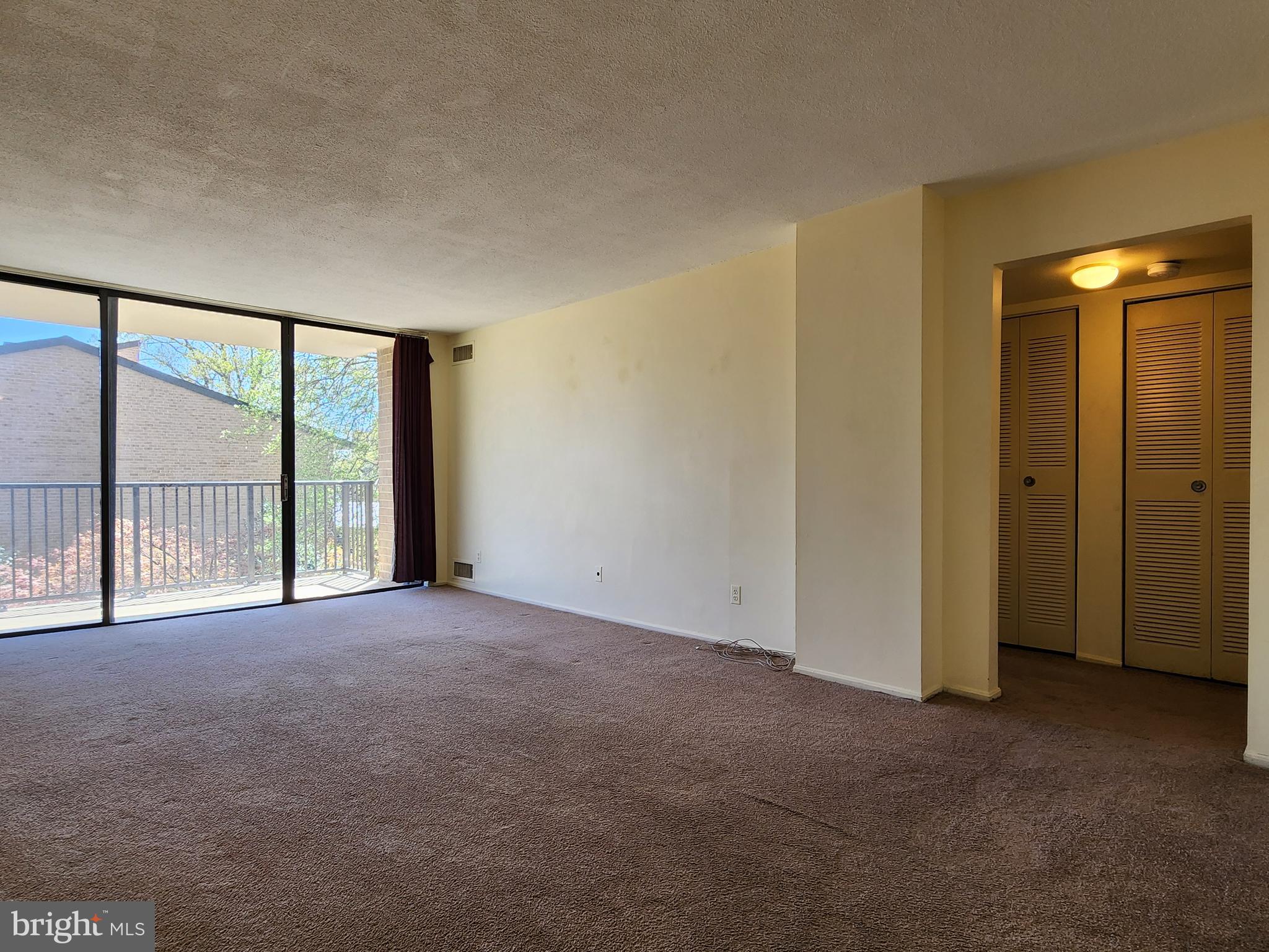 AMERICANA CENTRE - Residential