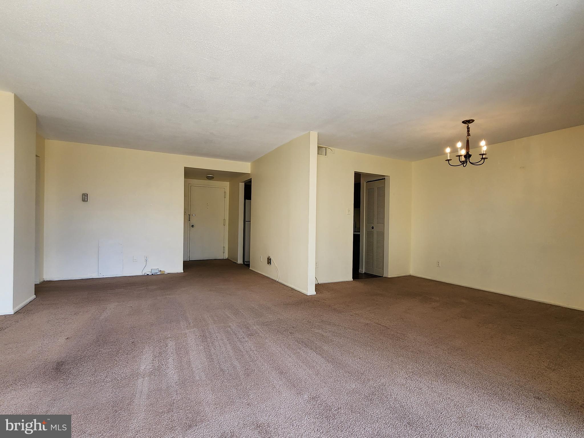 AMERICANA CENTRE - Residential