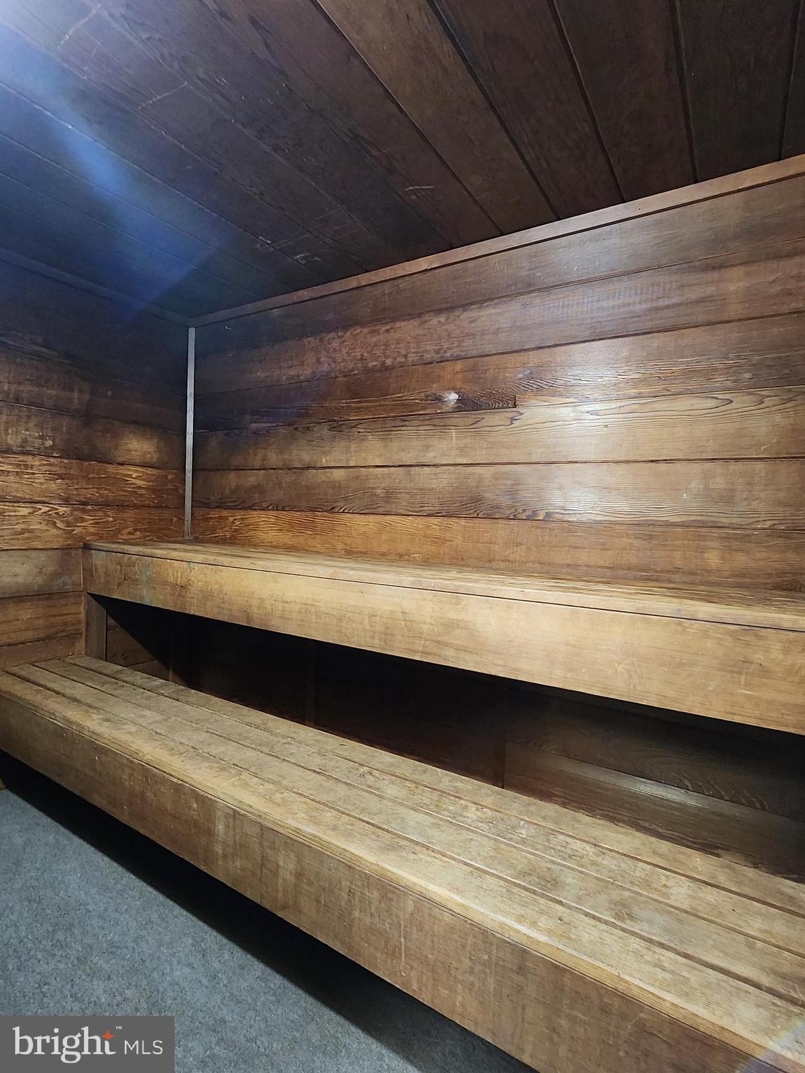 AMERICANA CENTRE - Residential