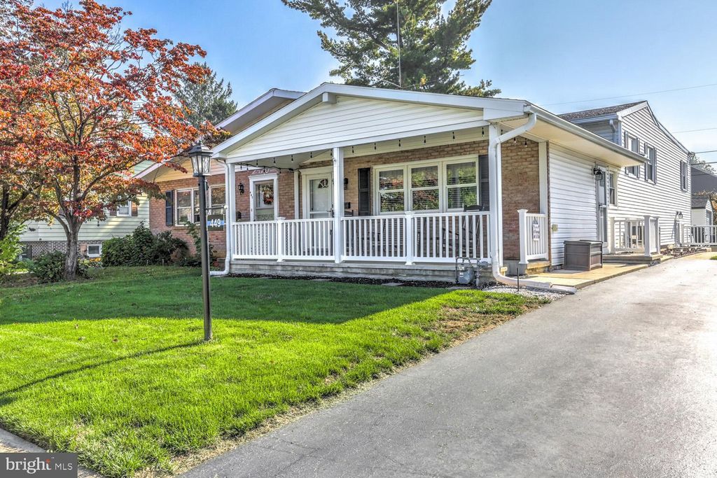 Photo of 449 W Marion Street, Lititz, PA 17543 (MLS # PALA2043178)