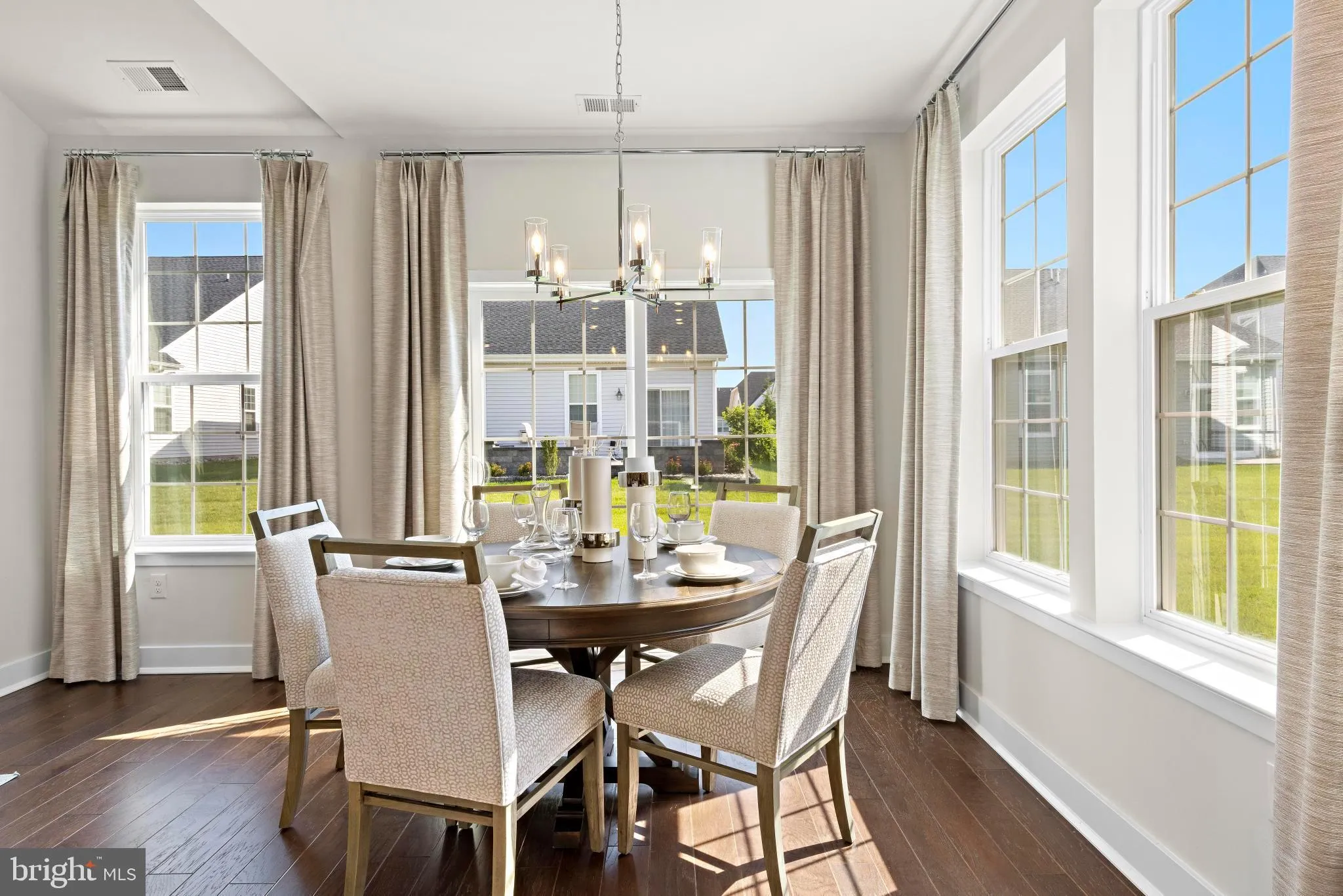 Monroe Township, New Jersey 08831, United States, 3 Bedrooms Bedrooms, ,2 BathroomsBathrooms,Residential,Active,163413