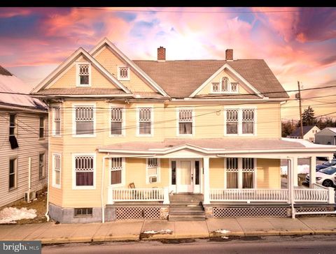 9 E BURD STREET SHIPPENSBURG PA 17257