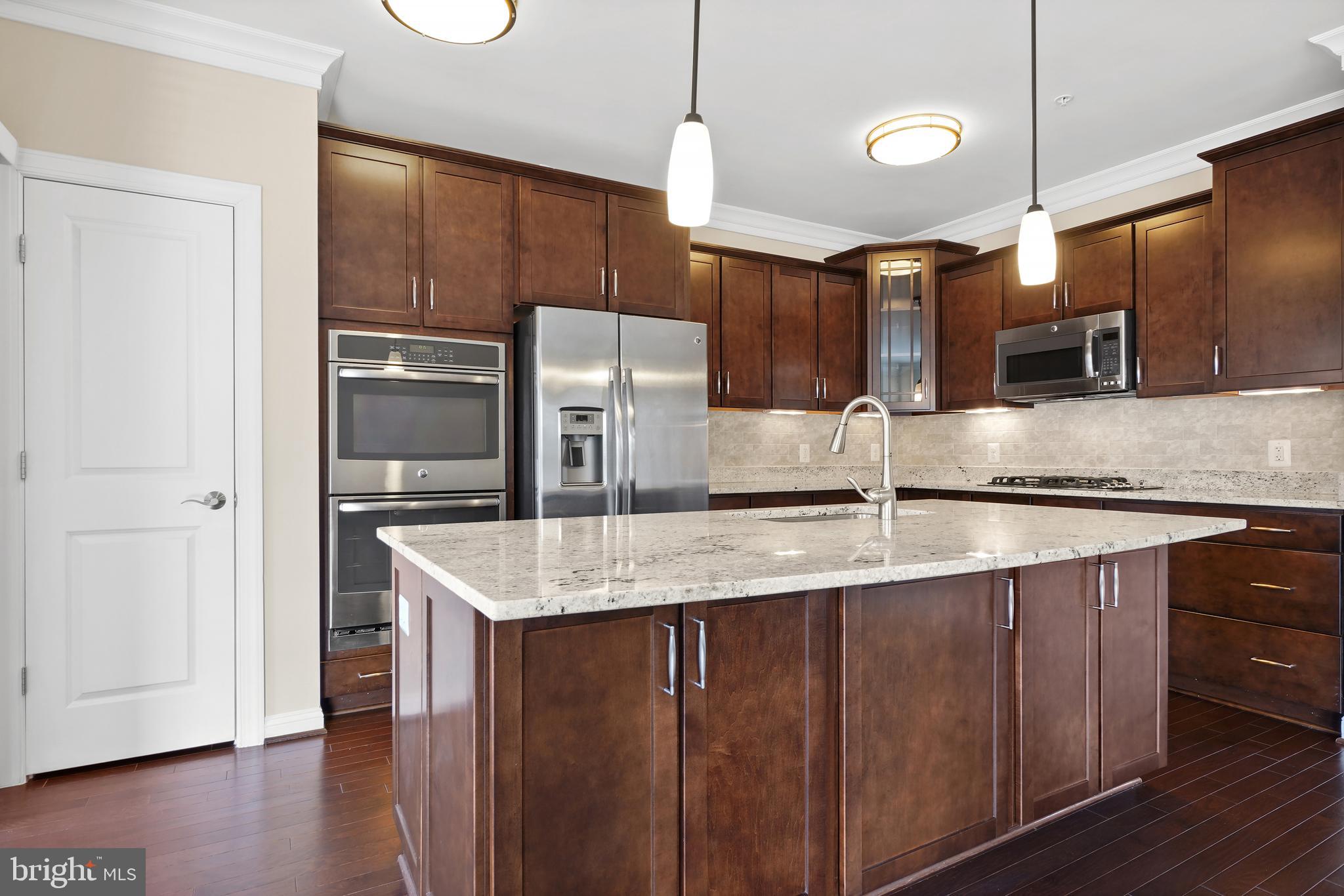 CROWN - Residential Lease