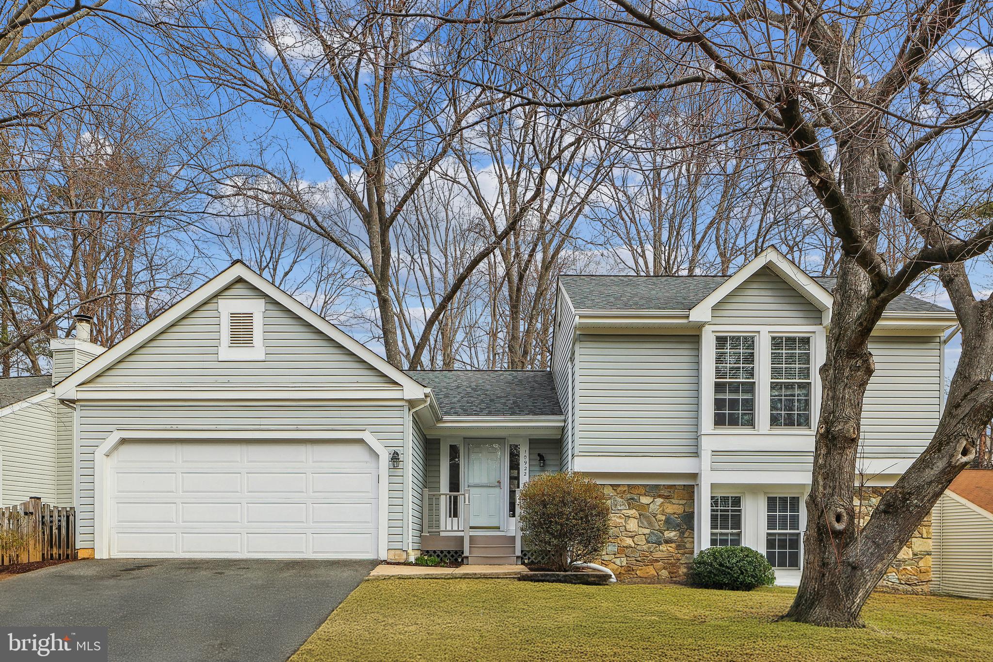 FAIRFAX CLUB ESTATES - Residential