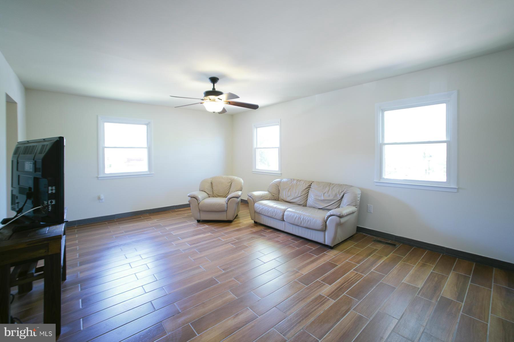 DALE CITY - Residential