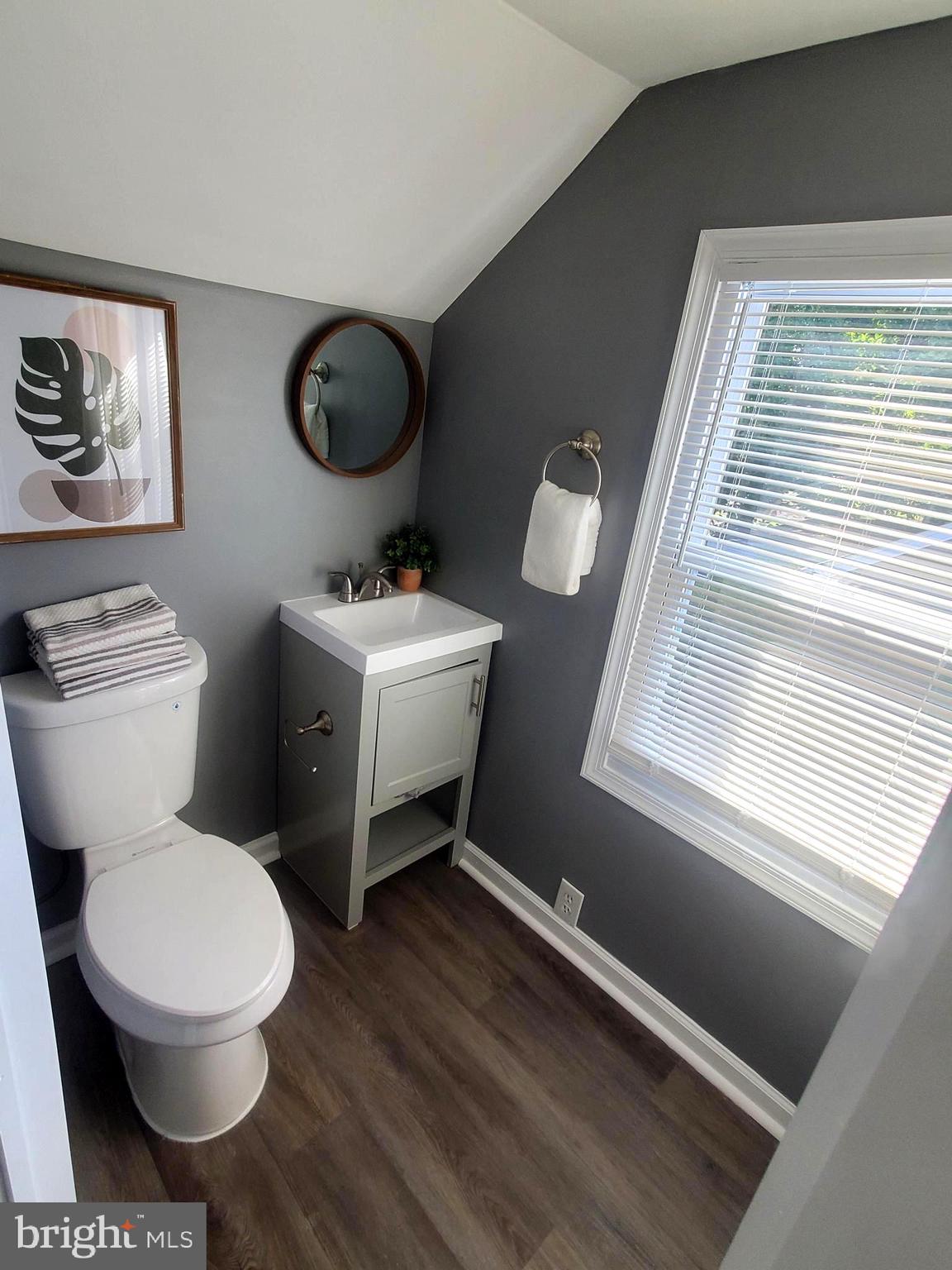 WATERS EDGE - Residential