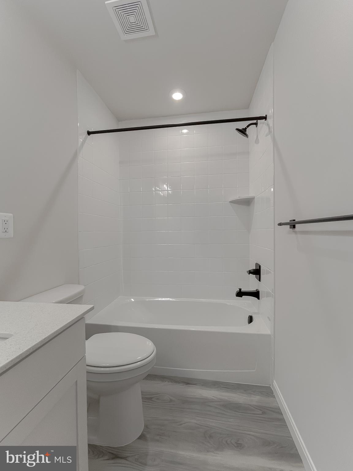 CLARK'S REST - Residential