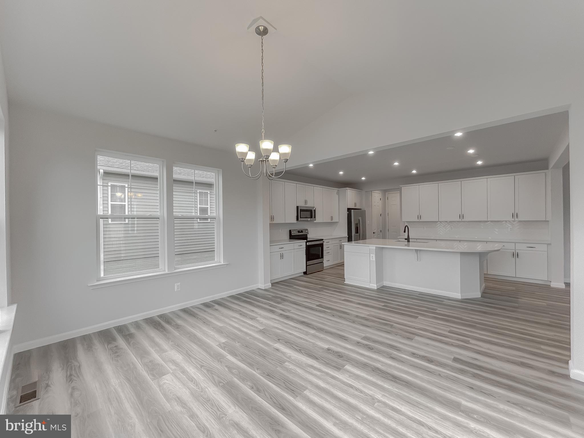 CLARK'S REST - Residential