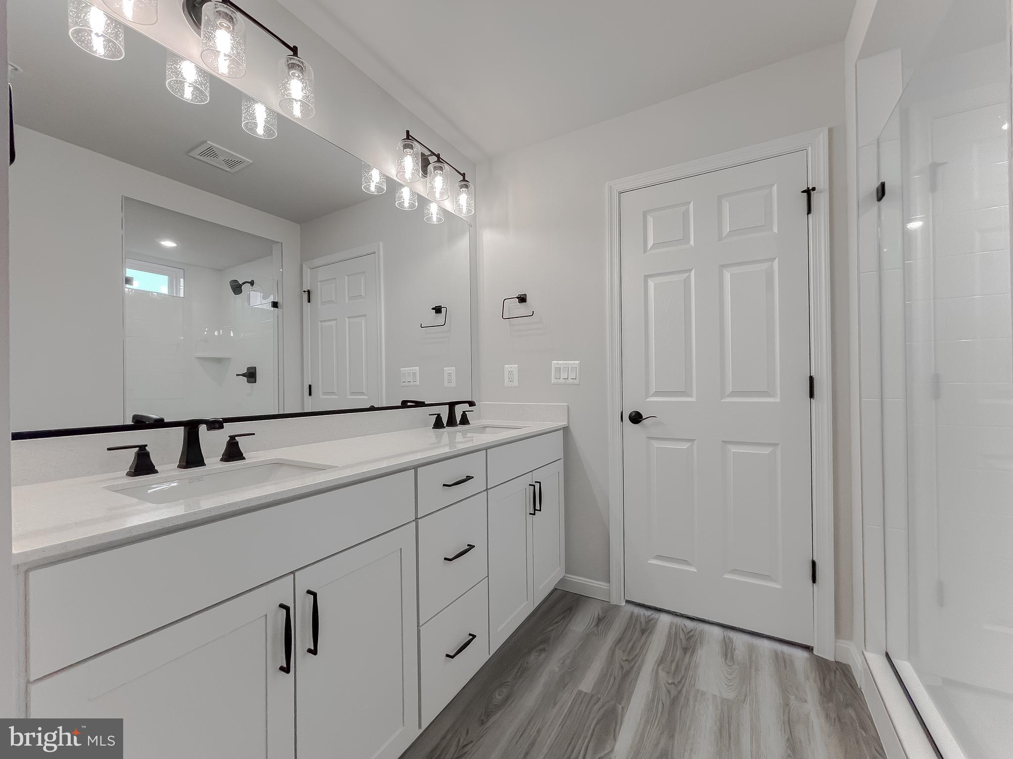 CLARK'S REST - Residential