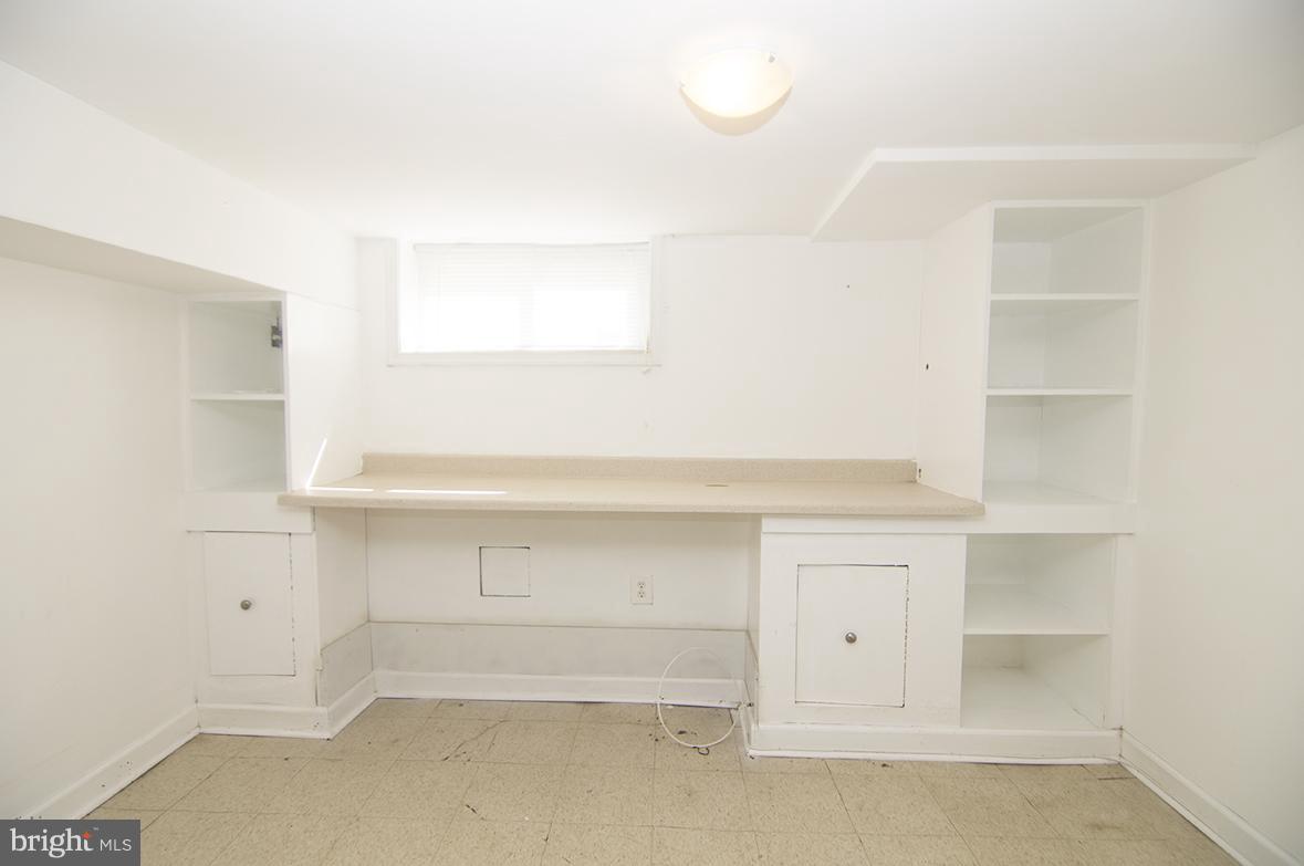 WASHINGTON VILLAGE - Residential