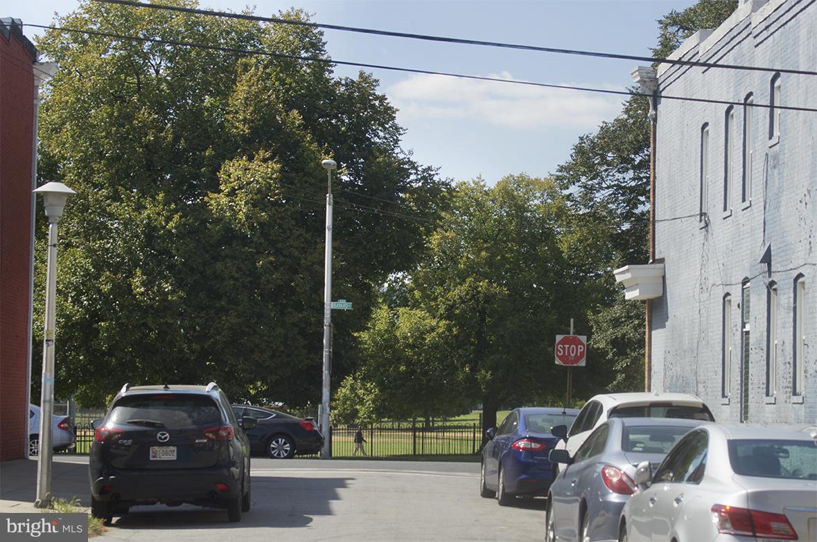 WASHINGTON VILLAGE - Residential
