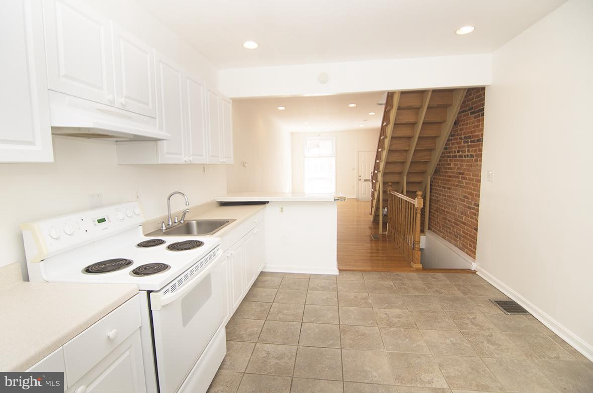 WASHINGTON VILLAGE - Residential