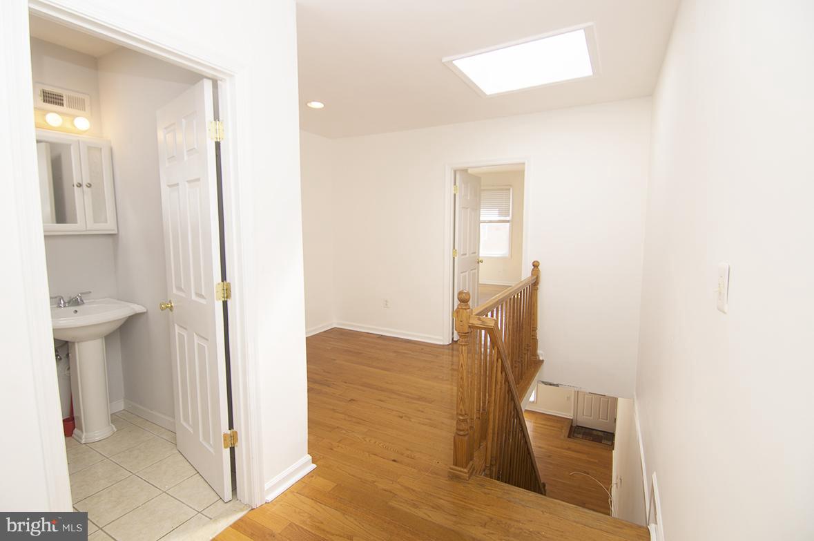 WASHINGTON VILLAGE - Residential