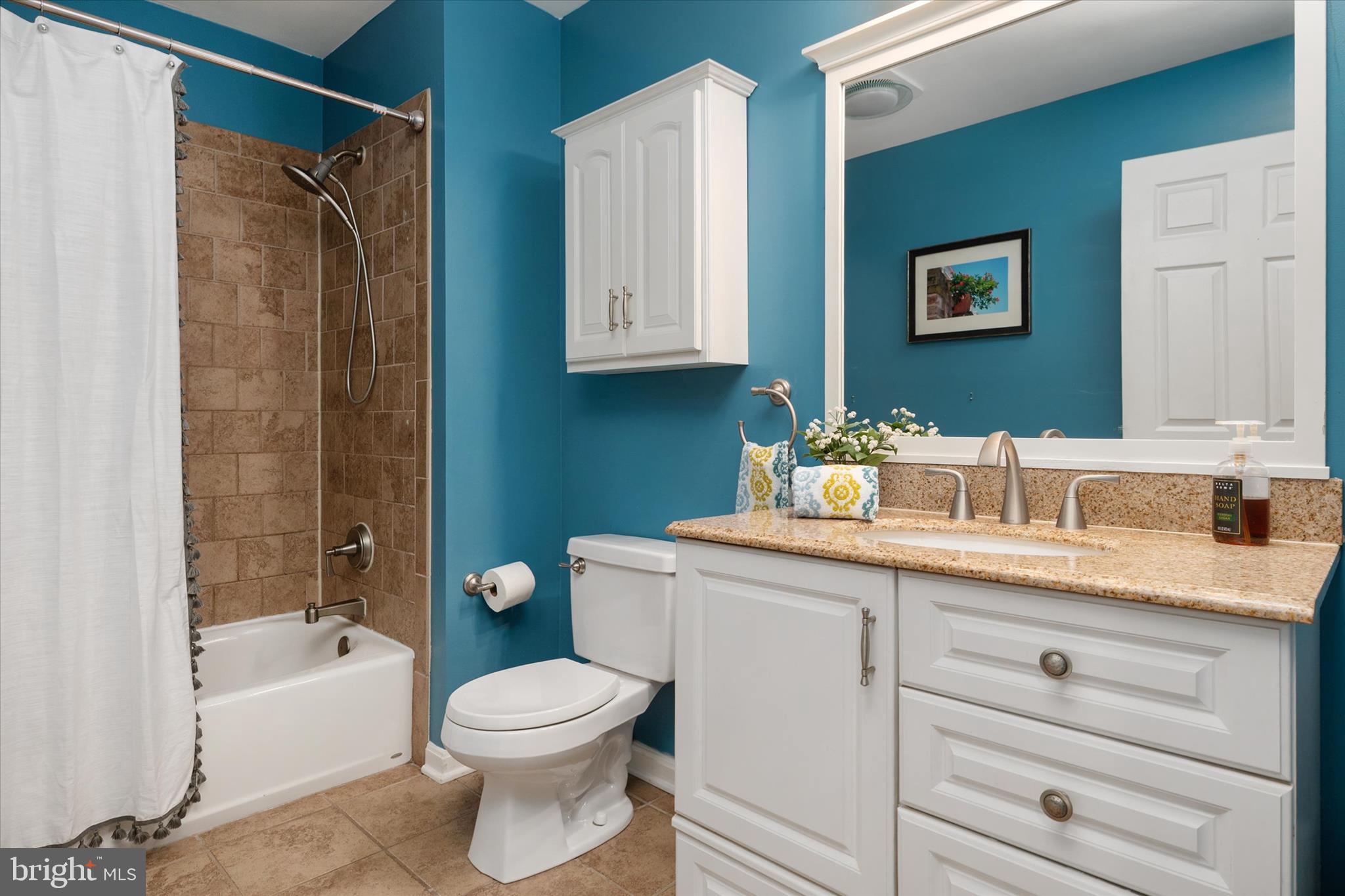 BRIDGEPOINTE - Residential