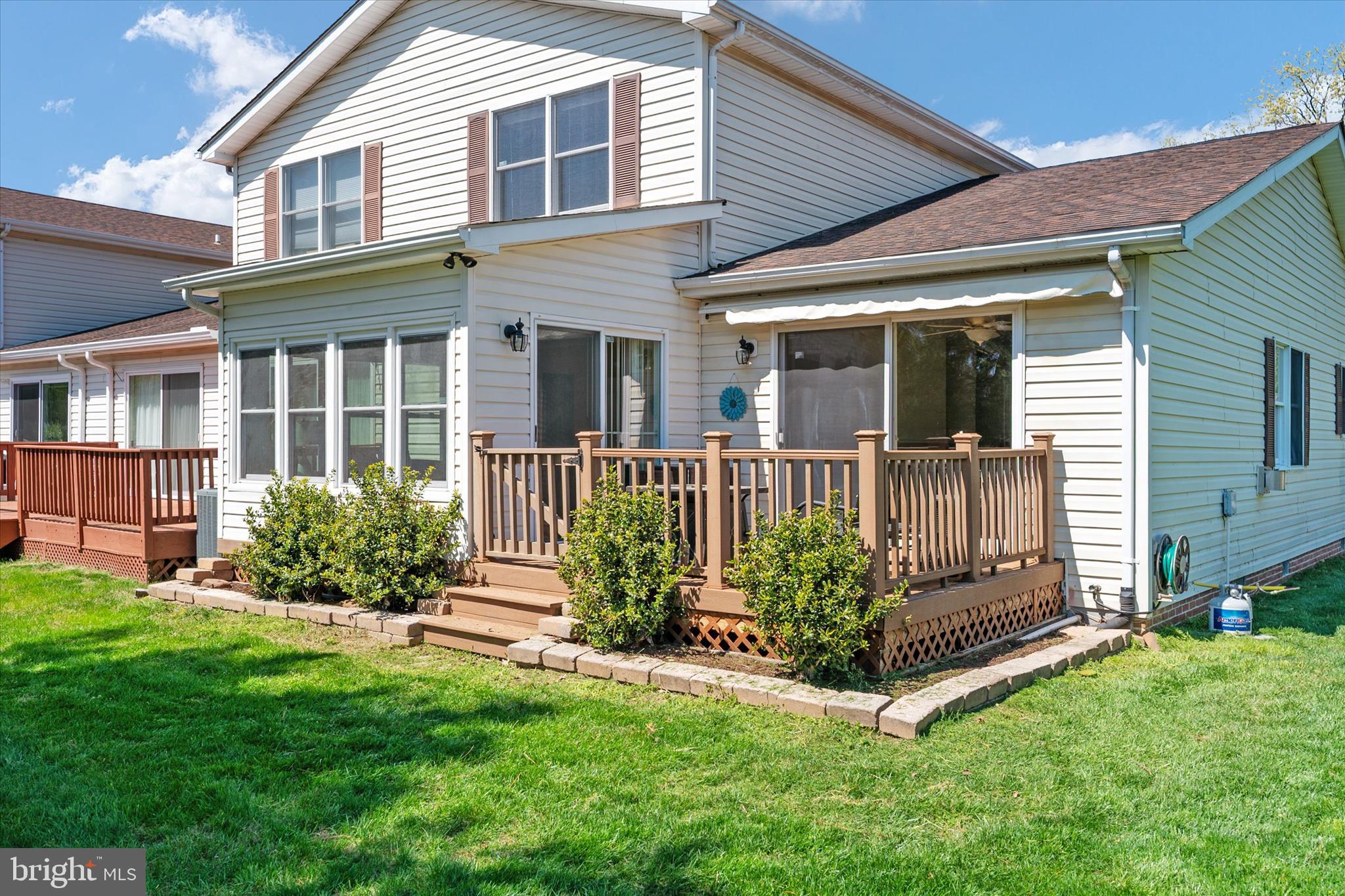 BRIDGEPOINTE - Residential